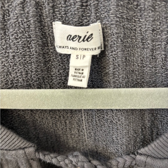 NWT AERIE GREY GAUZY COTTON TOP - Picture 4 of 5